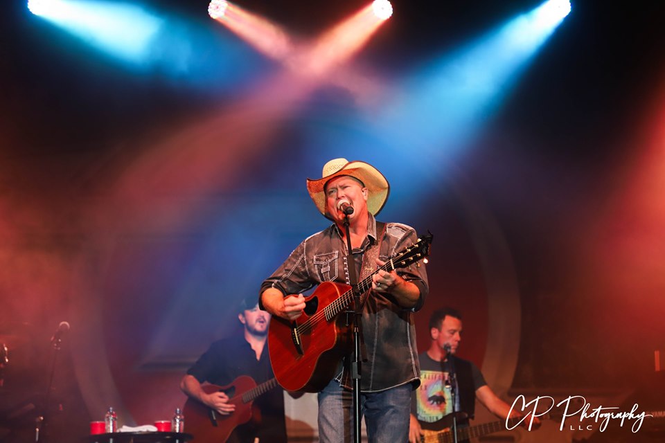 Concert in the Country raises $110,000 for Boots For Troops